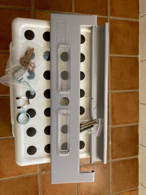 Reservdelslucka (kit)  till BOX Original Plus - Silver