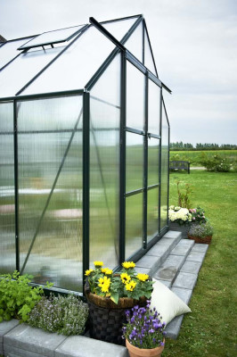 GRÖNT VÄXTHUS HALLS MAGNUM 148 11,5 kvm med polykarbonat